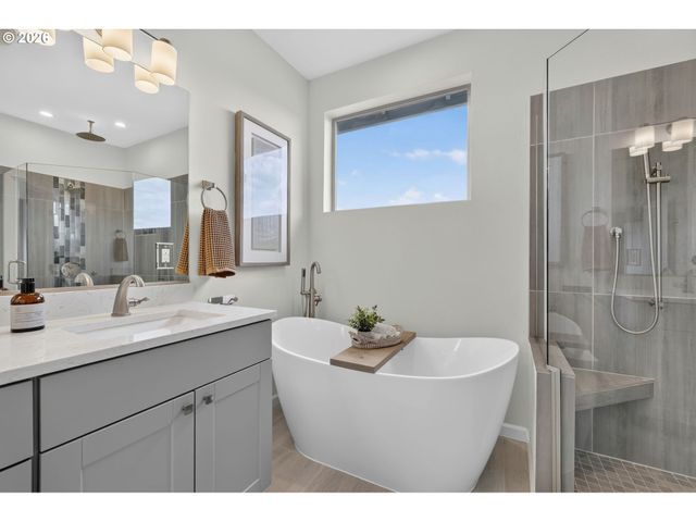1916 Nw 42ND Ave, Camas, WA 98607