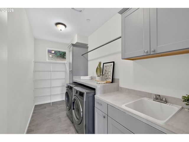 1916 Nw 42ND Ave, Camas, WA 98607