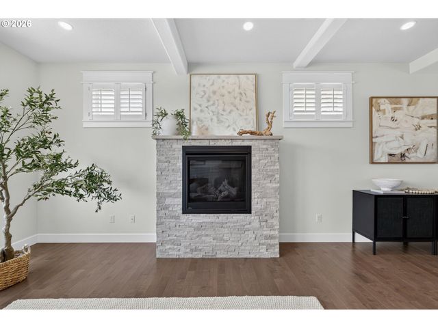 1916 Nw 42ND Ave, Camas, WA 98607