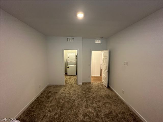 4236 Rosalyn Ridge Street, Las Vegas, NV 89121