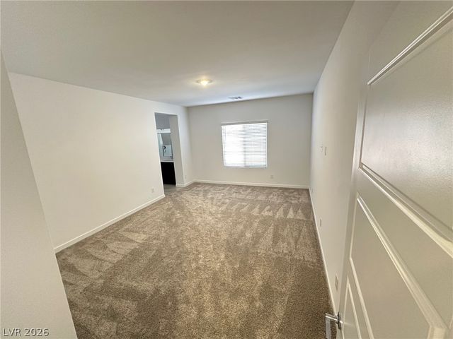 4236 Rosalyn Ridge Street, Las Vegas, NV 89121