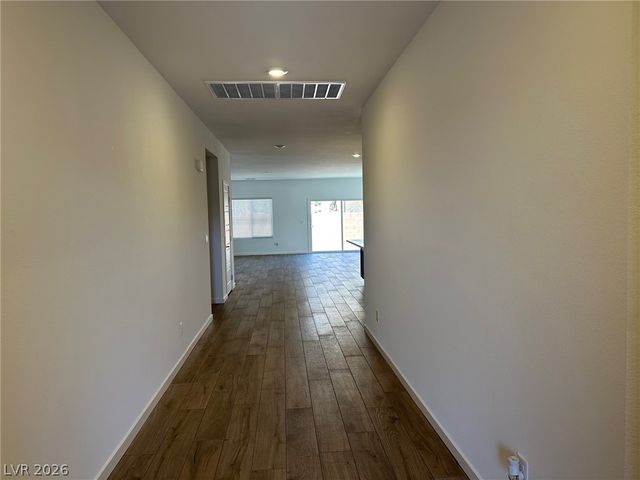 4236 Rosalyn Ridge Street, Las Vegas, NV 89121