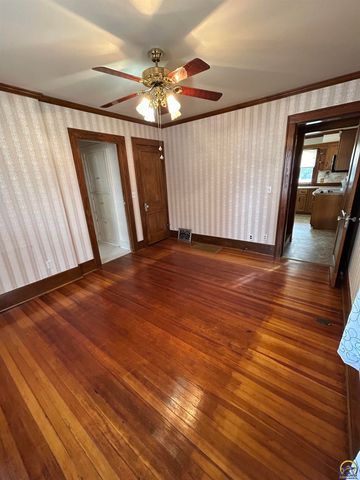 1513 Rural St, Emporia, KS 66801