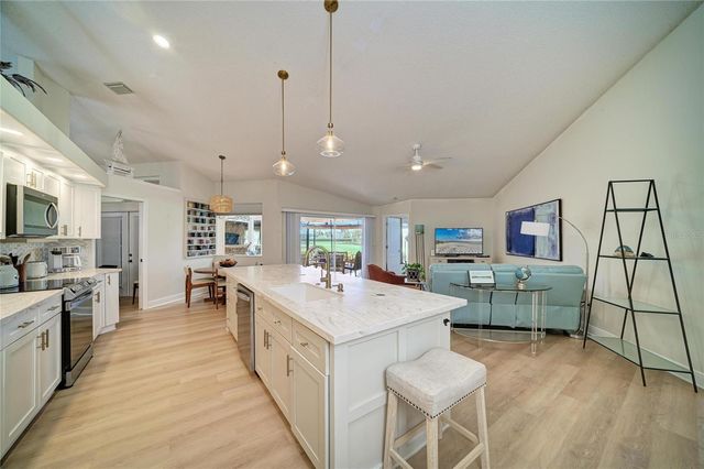 6604 STONE RIVER ROAD, Bradenton, FL 34203