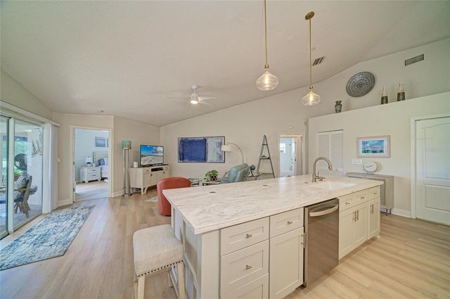 6604 STONE RIVER ROAD, Bradenton, FL 34203