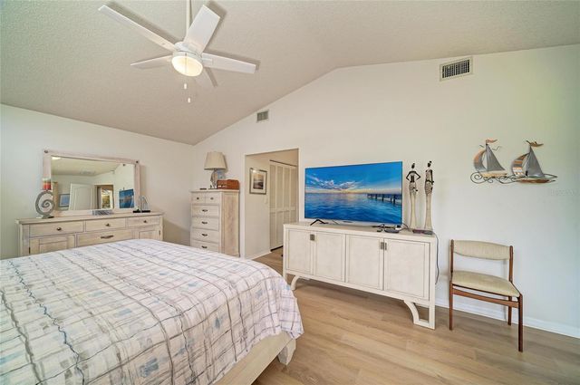 6604 STONE RIVER ROAD, Bradenton, FL 34203