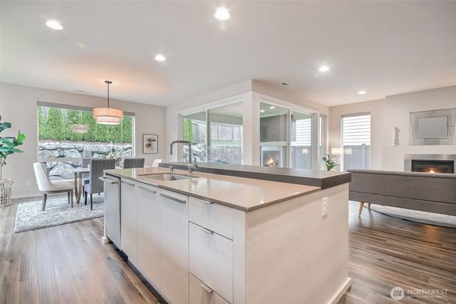 5860 S 326th Court, Auburn, WA 98001