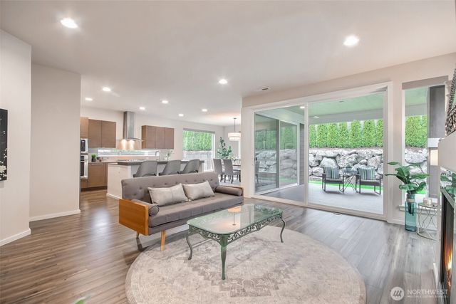 5860 S 326th Court, Auburn, WA 98001