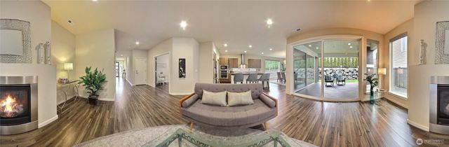 5860 S 326th Court, Auburn, WA 98001