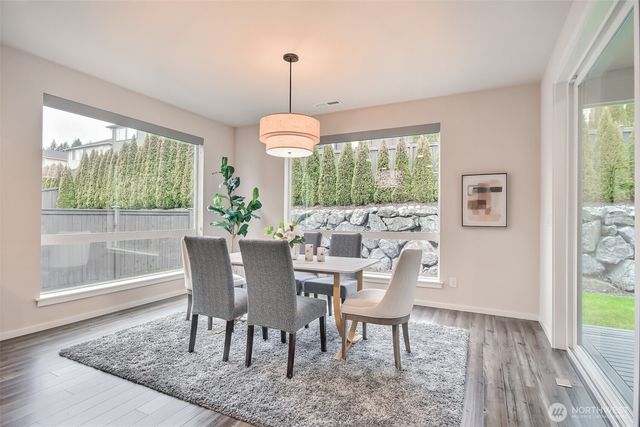 5860 S 326th Court, Auburn, WA 98001