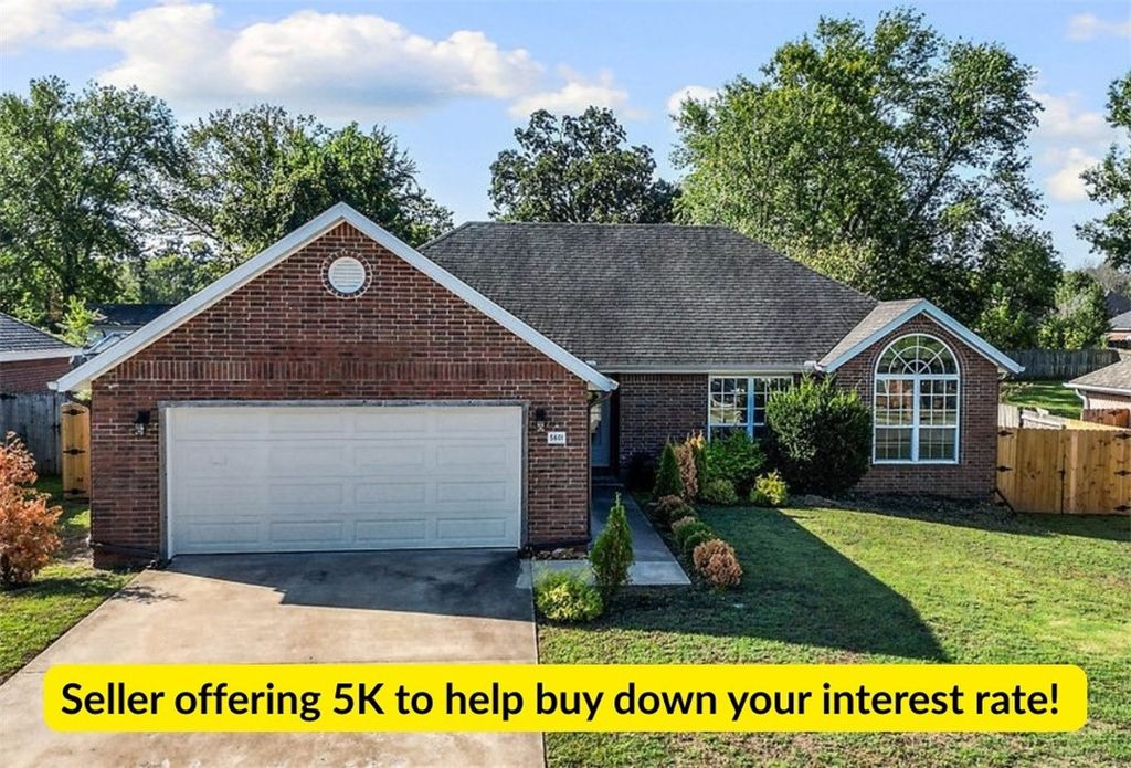 5601 E Country Ridge, Fayetteville, AR 72701