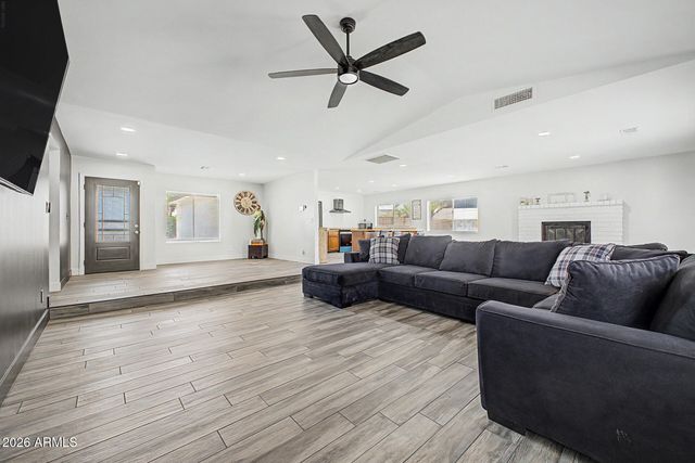 11244 N 58TH Drive, Glendale, AZ 85304