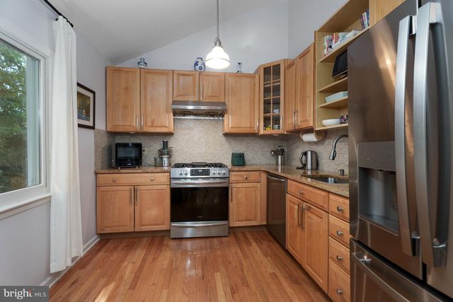 25 HORNOR LN, Princeton, NJ 08540