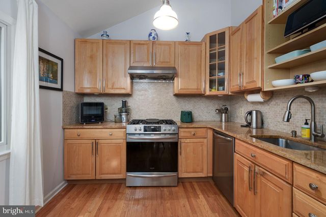 25 HORNOR LN, Princeton, NJ 08540