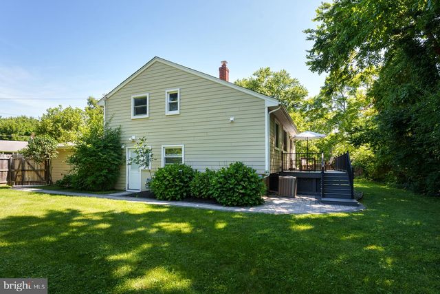 25 HORNOR LN, Princeton, NJ 08540