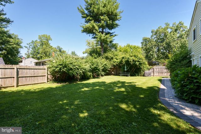 25 HORNOR LN, Princeton, NJ 08540