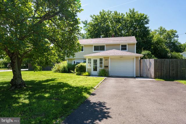 25 HORNOR LN, Princeton, NJ 08540