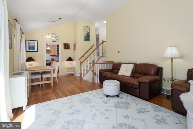 25 HORNOR LN, Princeton, NJ 08540