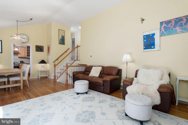 25 HORNOR LN, Princeton, NJ 08540