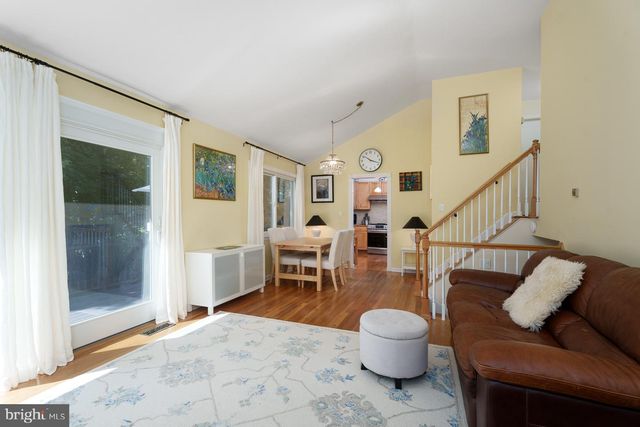 25 HORNOR LN, Princeton, NJ 08540