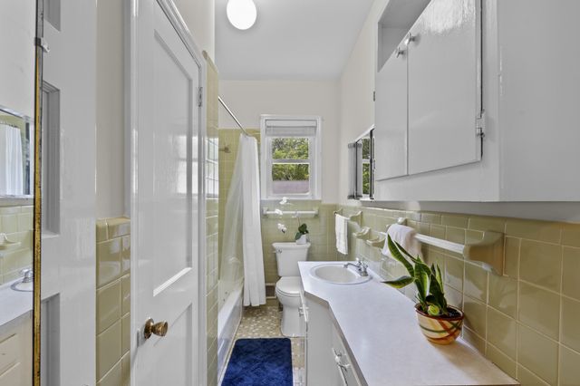 2004 Medfield Drive, Camden, SC 29020