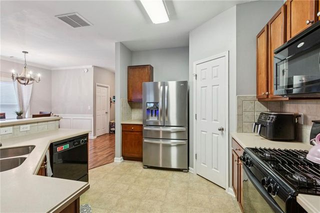2566 Willow Grove Road NW 19, Acworth, GA 30101