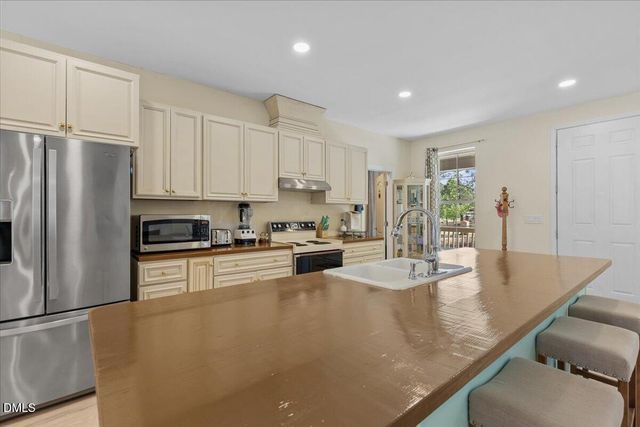 6370 Golden Court, Zebulon, NC 27597