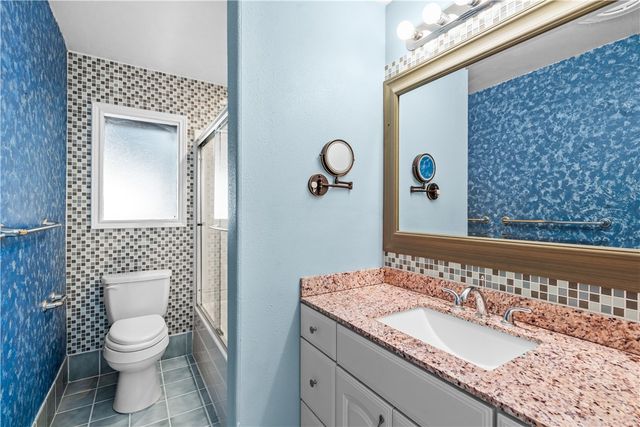 402 Pennington Dr, Corpus Christi, TX 78412