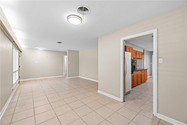 402 Pennington Dr, Corpus Christi, TX 78412