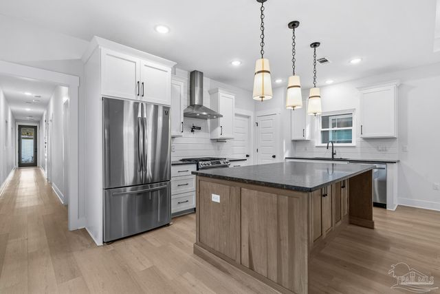 724 N Coyle St, Pensacola, FL 32501