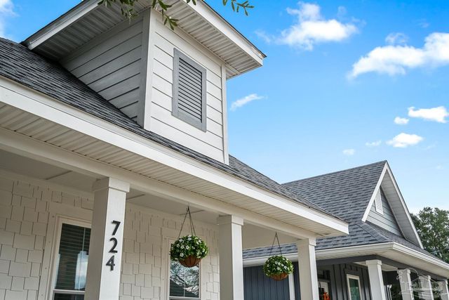 724 N Coyle St, Pensacola, FL 32501