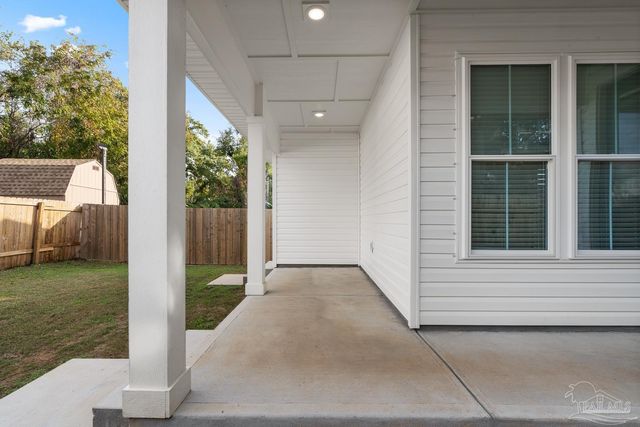 724 N Coyle St, Pensacola, FL 32501