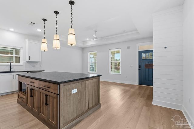 724 N Coyle St, Pensacola, FL 32501