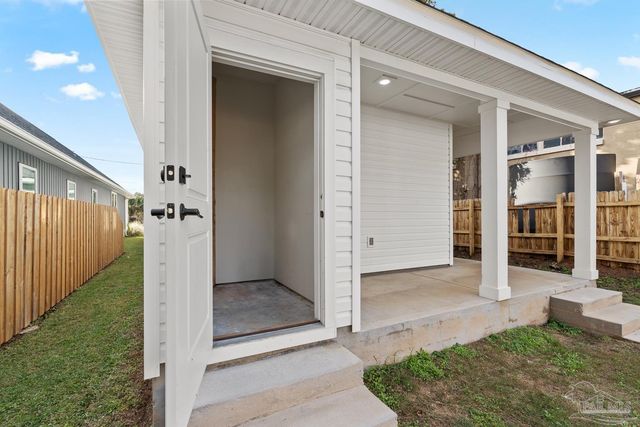 724 N Coyle St, Pensacola, FL 32501