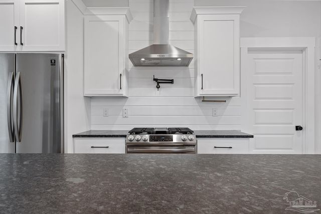 724 N Coyle St, Pensacola, FL 32501