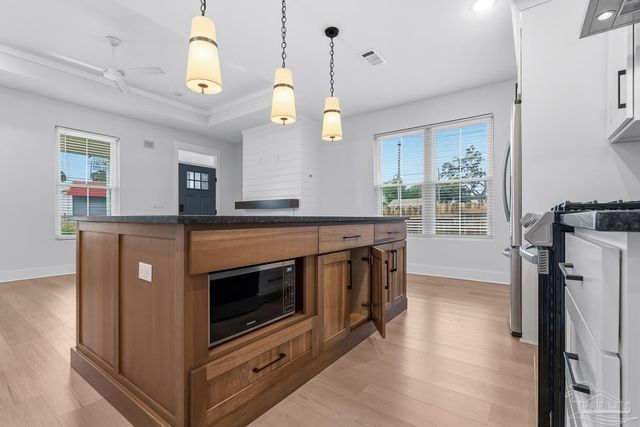 724 N Coyle St, Pensacola, FL 32501