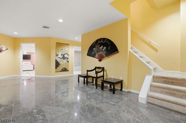 1 Timber Rock Court, Cedar Grove Twp., NJ 07009