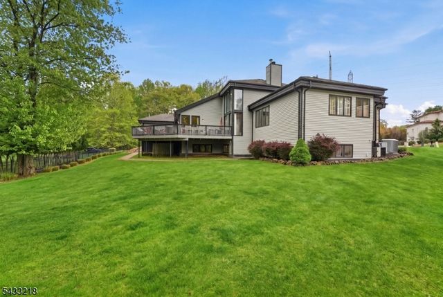 1 Timber Rock Court, Cedar Grove Twp., NJ 07009