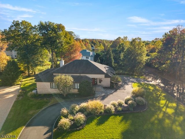 1 Timber Rock Court, Cedar Grove Twp., NJ 07009