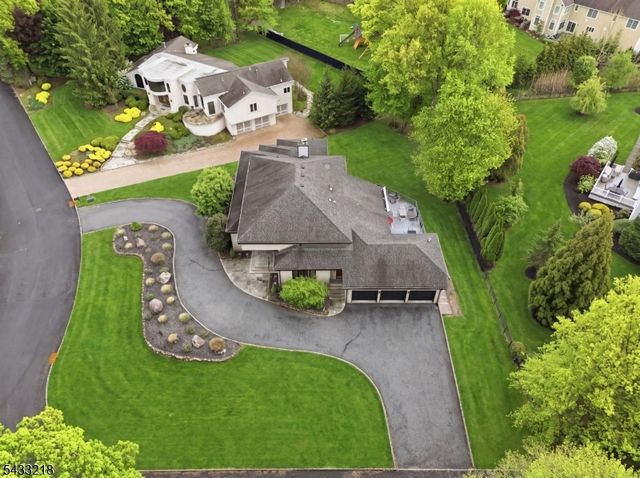 1 Timber Rock Court, Cedar Grove Twp., NJ 07009