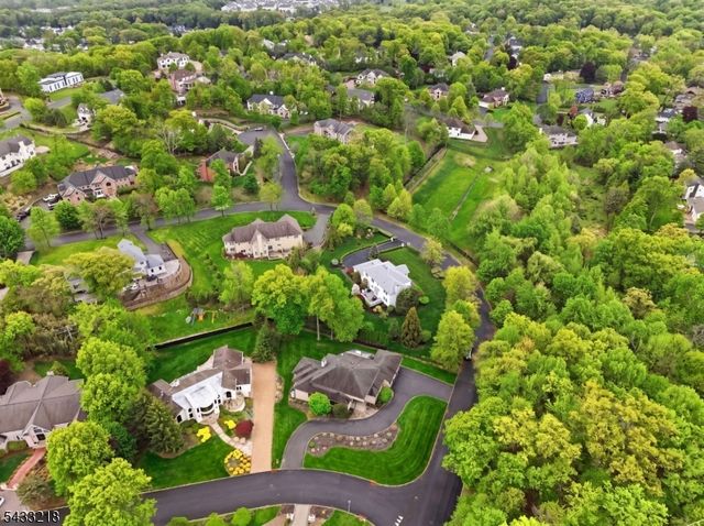 1 Timber Rock Court, Cedar Grove Twp., NJ 07009