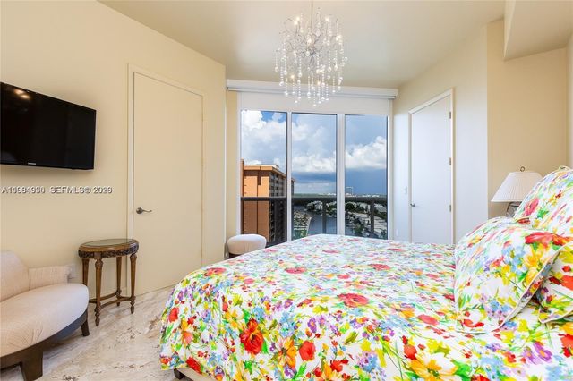 16001 Collins Ave 1106, Sunny Isles Beach, FL 33160