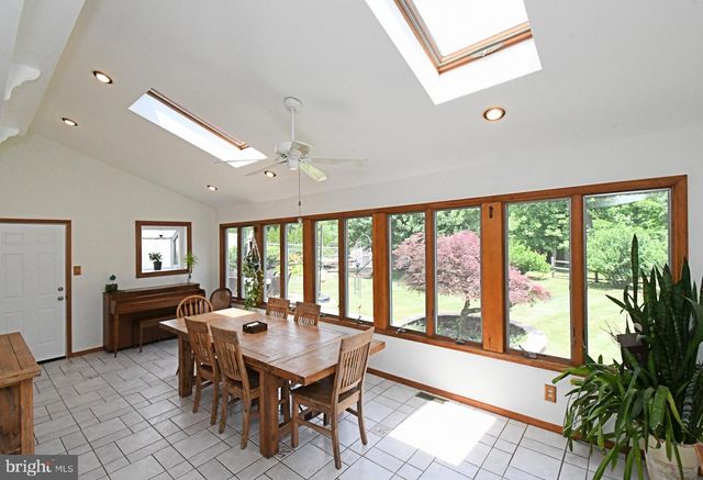 103 CHAUCER CT, Lansdale, PA 19446