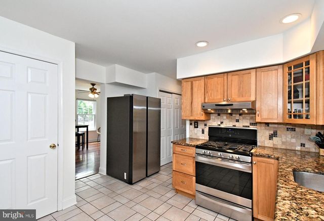 103 CHAUCER CT, Lansdale, PA 19446