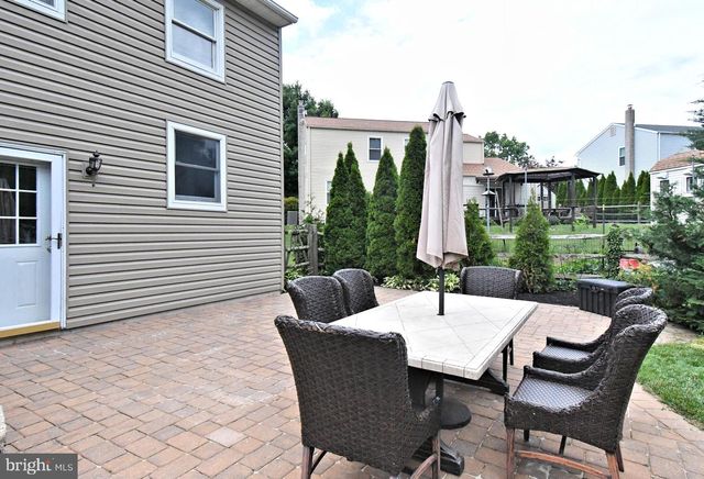103 CHAUCER CT, Lansdale, PA 19446
