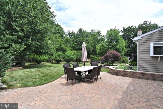 103 CHAUCER CT, Lansdale, PA 19446