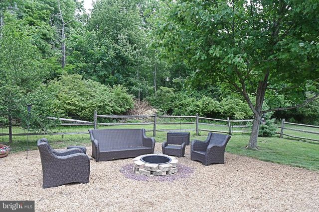 103 CHAUCER CT, Lansdale, PA 19446