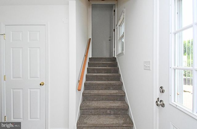 103 CHAUCER CT, Lansdale, PA 19446