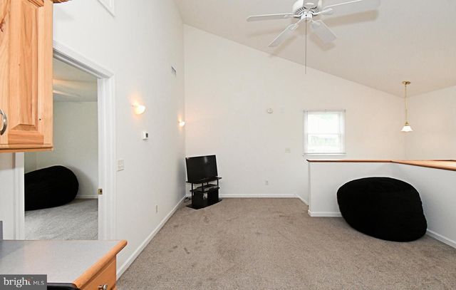 103 CHAUCER CT, Lansdale, PA 19446