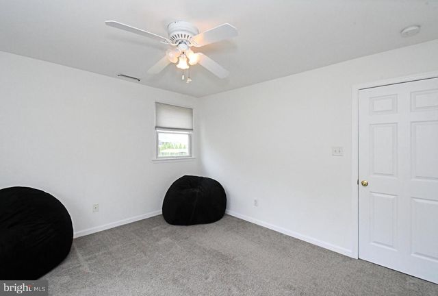 103 CHAUCER CT, Lansdale, PA 19446